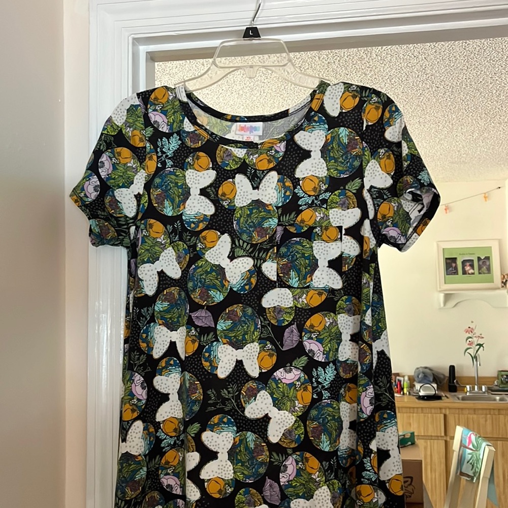 Lularoe Carly dress, Disney print, sz xs